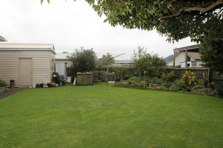 Photo of property in 66 Rintoul Street, Westport, 7825