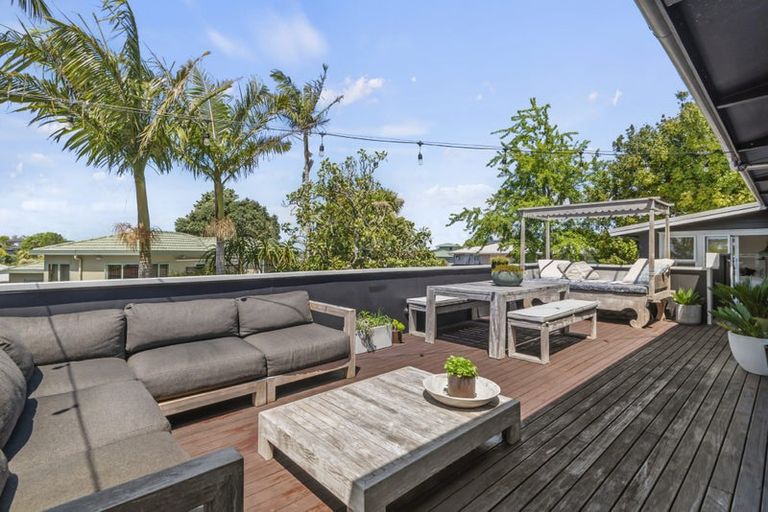 Photo of property in 12 Tyne Road, Forrest Hill, Auckland, 0620