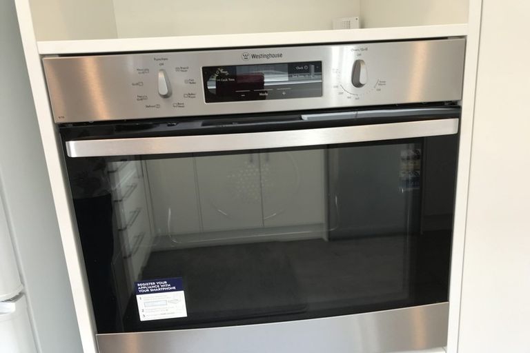 Photo of property in 2/36 Shirley Road, Richmond, Christchurch, 8013