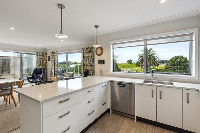 Photo of property in 371a Kapiti Road, Paraparaumu Beach, Paraparaumu, 5032