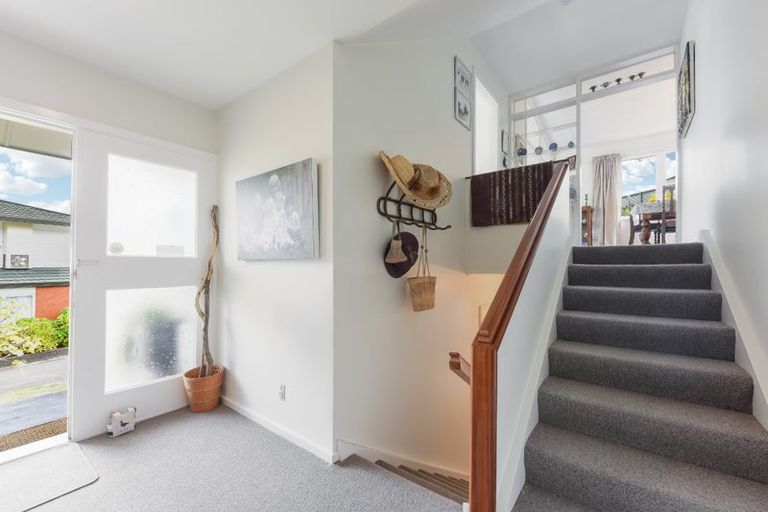 Photo of property in 8 Seaview Crescent, Picton, 7220