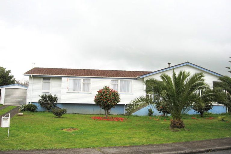 Photo of property in 10 Leilani Place, Red Hill, Papakura, 2110