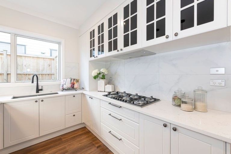 Photo of property in 56 Hikuawa Road, Flat Bush, Auckland, 2019