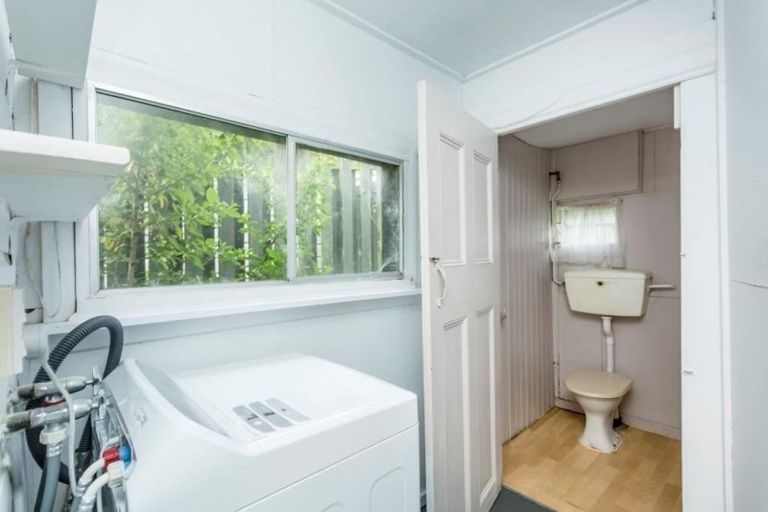 Photo of property in 22 Clifford Street, Dalmore, Dunedin, 9010