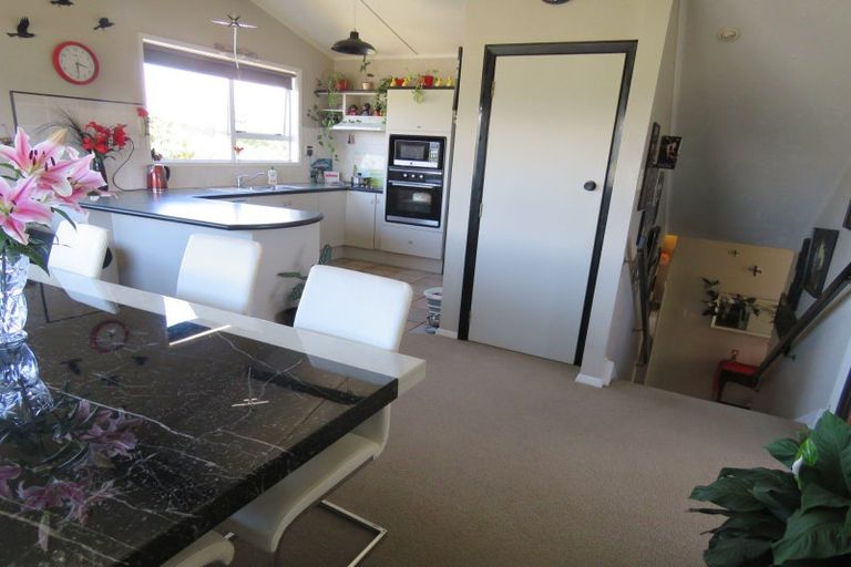 Photo of property in 17 Ngahue Crescent, Carters Beach, Westport, 7825