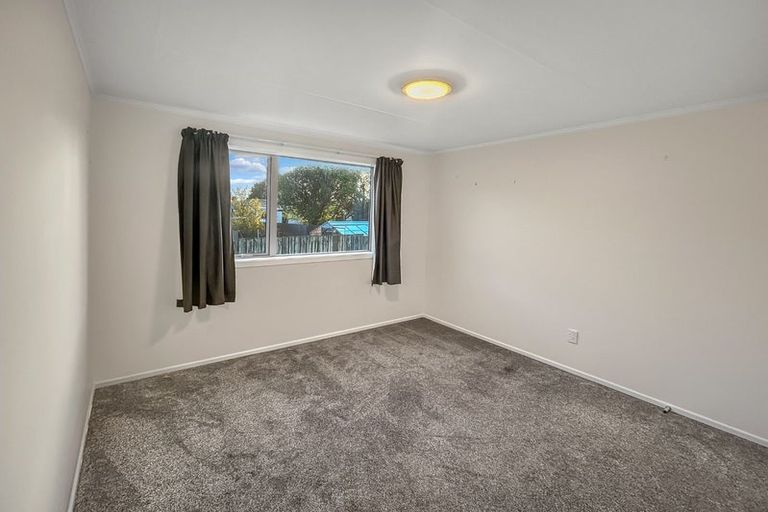 Photo of property in 12 Argyle Street, Kew, Invercargill, 9812