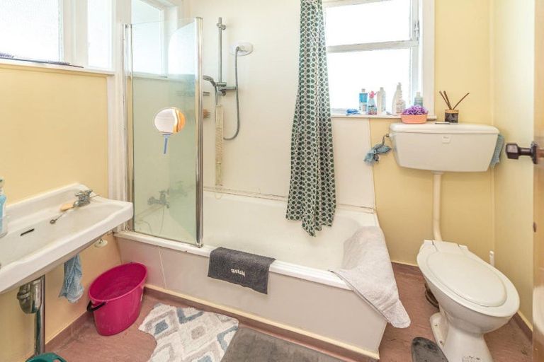 Photo of property in 6 Tiki Street, Castlecliff, Whanganui, 4501