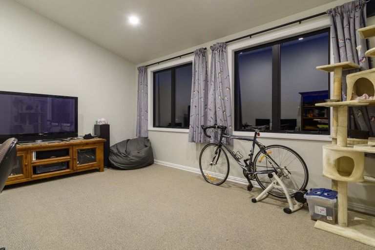Photo of property in 17 Sarona Park Drive, Omanawa, Tauranga, 3171