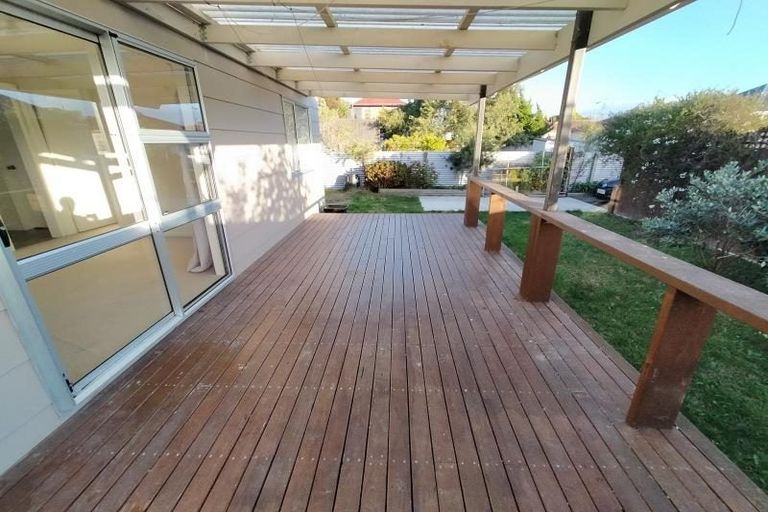 Photo of property in 12 Kauri Street, Roslyn, Palmerston North, 4414