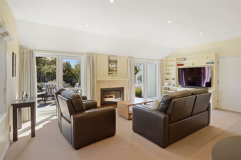 Photo of property in 1/18 Coldstream Court, Ilam, Christchurch, 8041