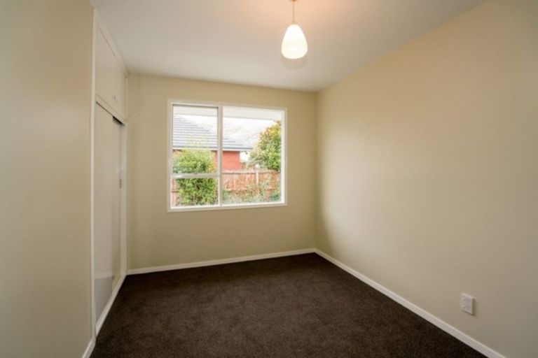 Photo of property in 59a Farquhars Road, Redwood, Christchurch, 8051