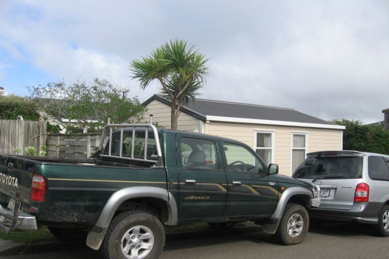 Photo of property in 5 Gavaskar Place, Khandallah, Wellington, 6035