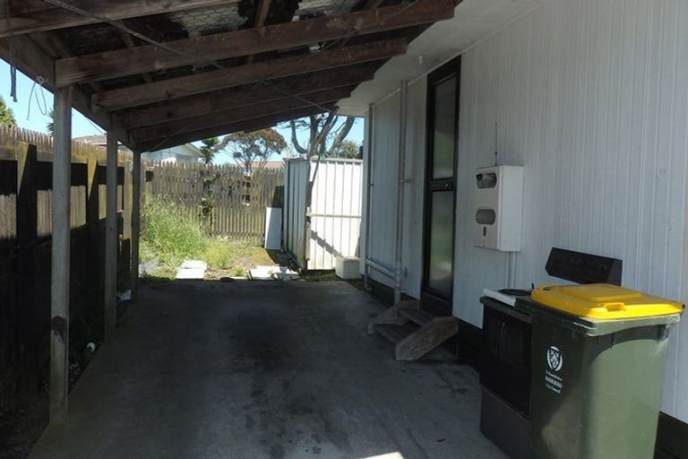 Photo of property in 9/30 Gifford Road, Papatoetoe, Auckland, 2025