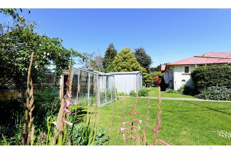 Photo of property in 48 Allan Street, Waimate, 7924