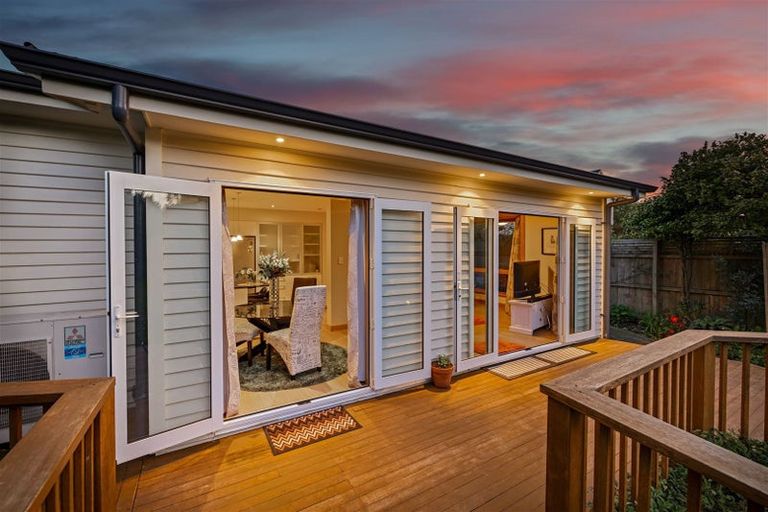 Photo of property in 41a Tomes Road, St Albans, Christchurch, 8052