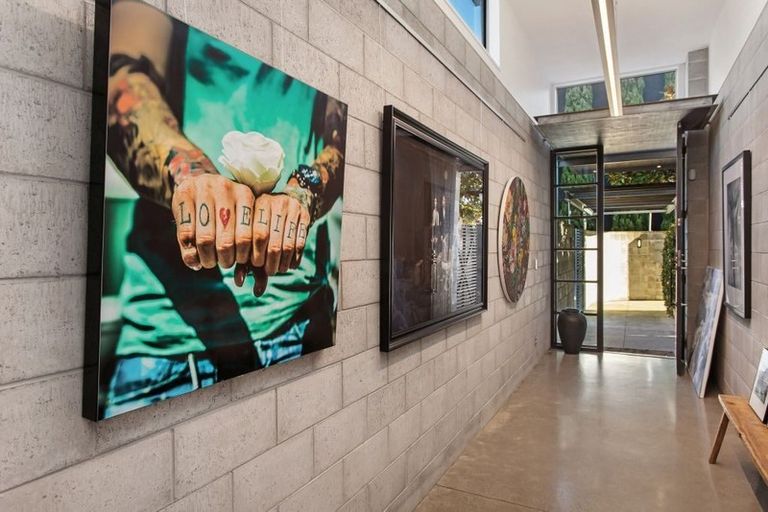 Photo of property in 8 Millbank Lane, Merivale, Christchurch, 8014