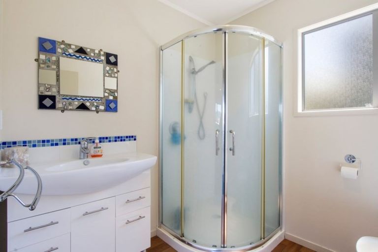 Photo of property in 3a Reo Crescent, Waihi Beach, 3611