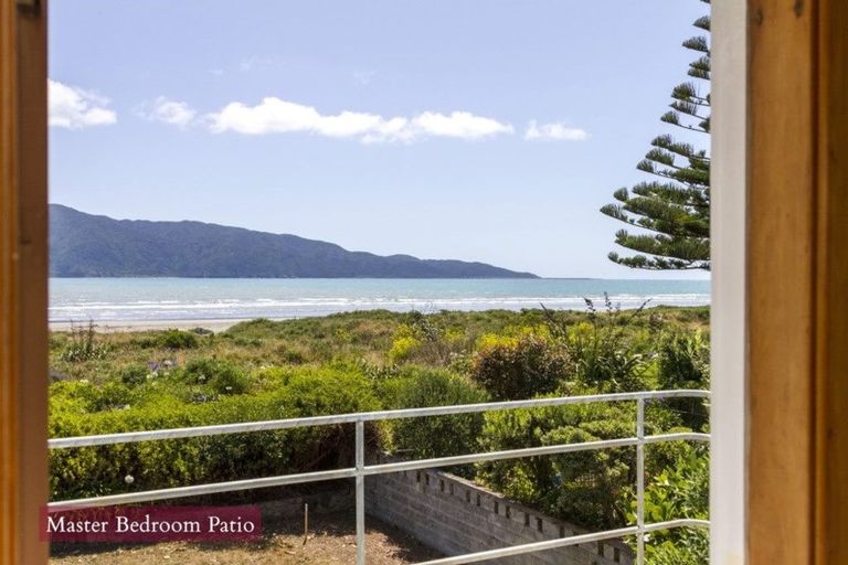 Photo of property in 79 Manly Street, Paraparaumu Beach, Paraparaumu, 5032