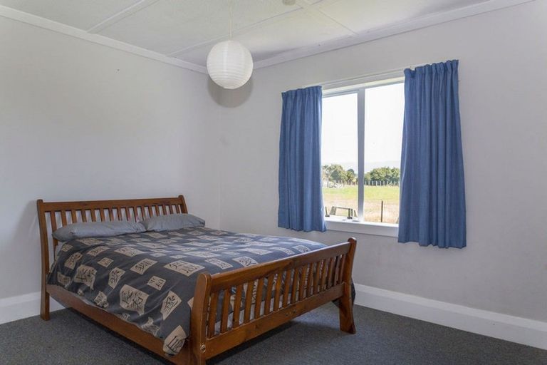 Photo of property in 53 Tipapakuku Road, Dannevirke, 4930