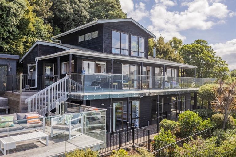 Photo of property in 1 Oceana Heights, Tairua, 3508