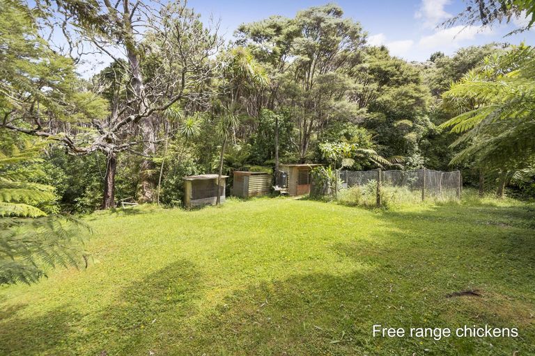 Photo of property in 22 Crows Road, Swanson, Auckland, 0614