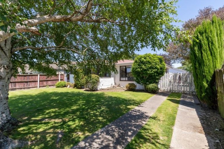 Photo of property in 34 Rowley Avenue, Hoon Hay, Christchurch, 8025