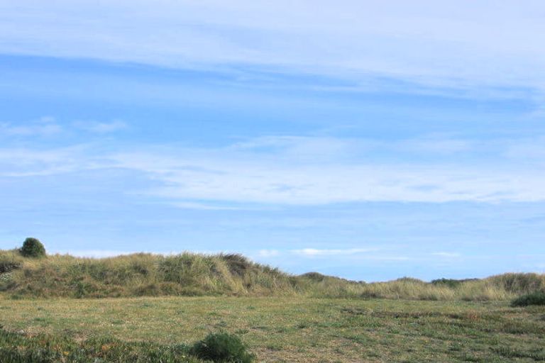 Photo of property in 48 Nelson Street, Foxton Beach, Foxton, 4815