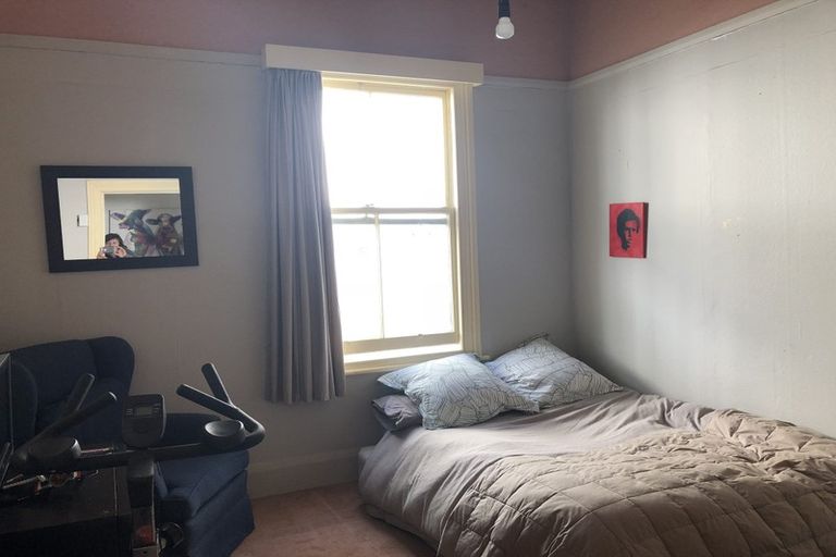 Photo of property in 18 Shoal Bay Road, Devonport, Auckland, 0624