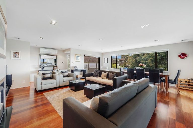 Photo of property in 21 Olena Avenue, Sunnyhills, Auckland, 2010