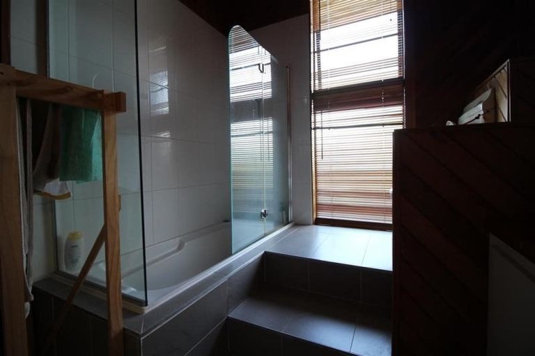 Photo of property in 173 West Harbour Drive, West Harbour, Auckland, 0618