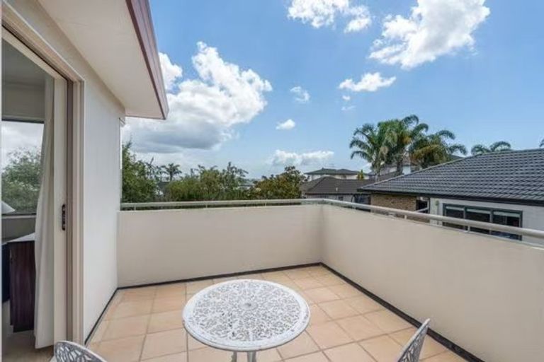 Photo of property in 67 Westerham Drive, Dannemora, Auckland, 2016
