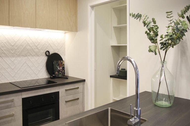 Photo of property in 17 Echo Place, Maewa, 4702