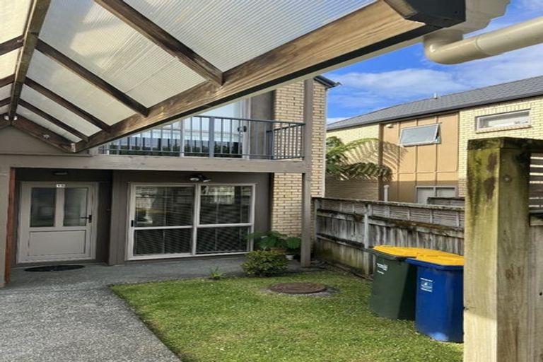 Photo of property in 15/94 Glengarry Road, Glen Eden, Auckland, 0602
