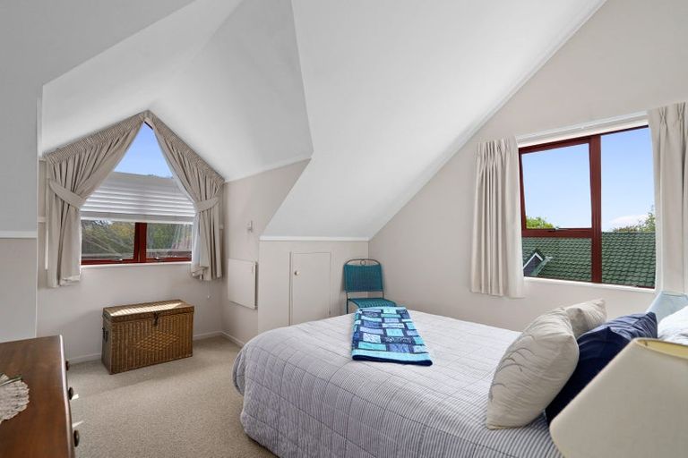 Photo of property in 1 Longfellow Street, Leamington, Cambridge, 3432