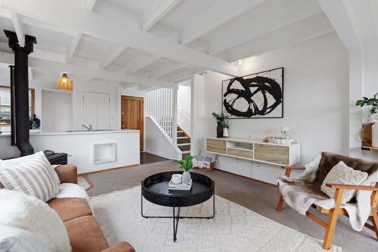 Photo of property in 42 Victory Street, Welcome Bay, Tauranga, 3112