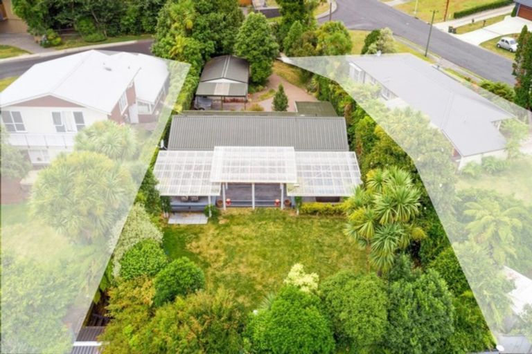 Photo of property in 2 Kerswell Terrace, Tihiotonga, Rotorua, 3015