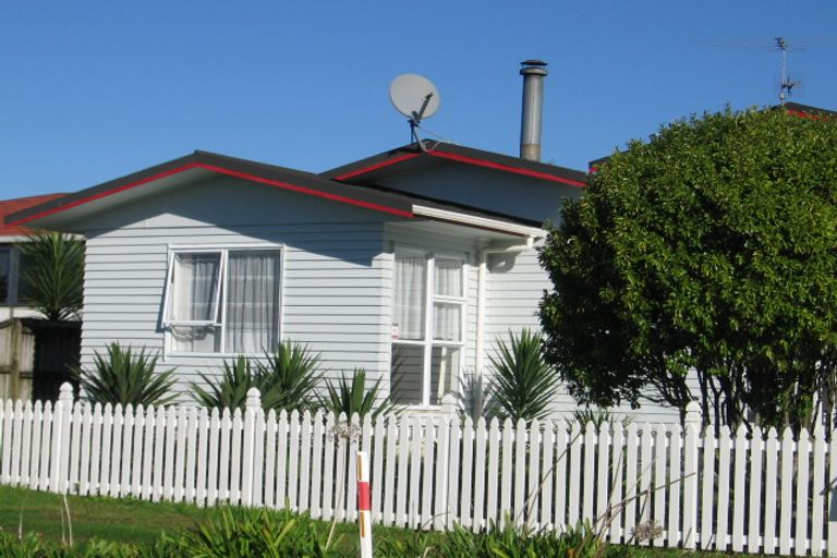 Photo of property in 93 Hetherington Road, Ranui, Auckland, 0612