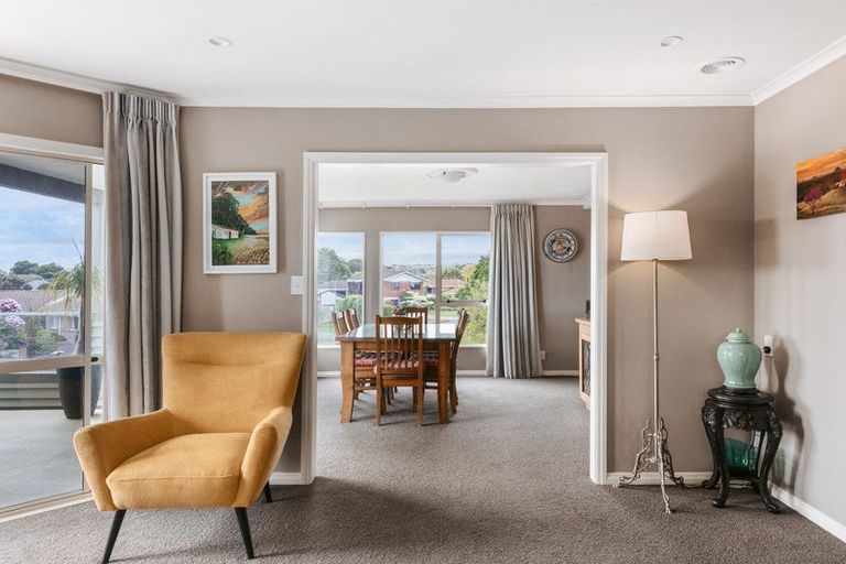 Photo of property in 23 Links View Drive, Omokoroa, 3114