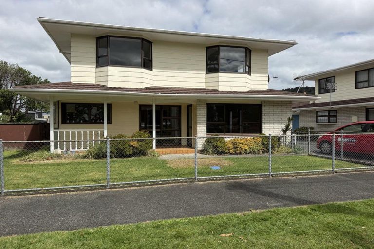 Photo of property in 3 Apirana Avenue, Regent, Whangarei, 0112