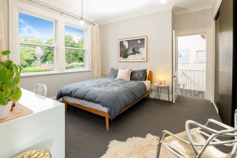 Photo of property in 17 Honiana Te Puni Street, Aro Valley, Wellington, 6021