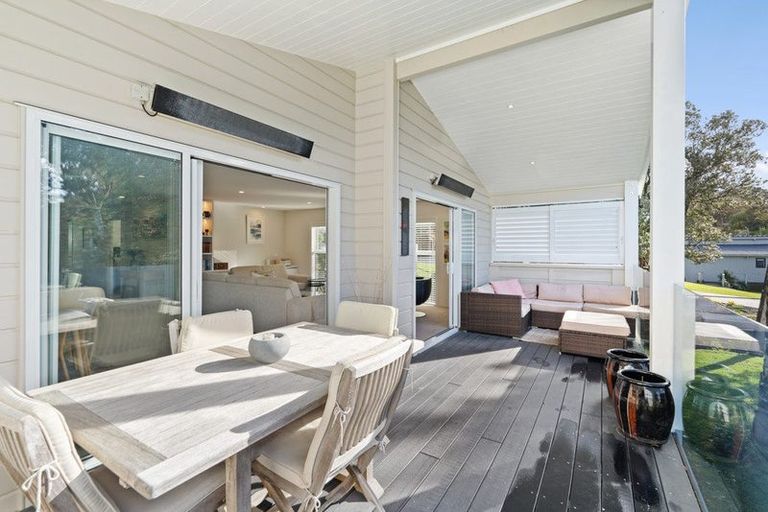 Photo of property in 1/21 Marie Avenue, Red Beach, 0932