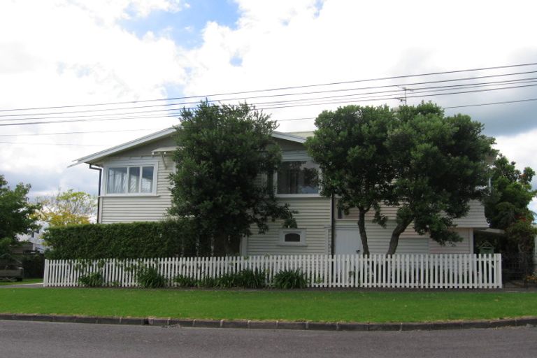 Photo of property in 48 Clarence Street, Devonport, Auckland, 0624