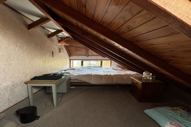 Photo of property in 116a Tasman Street, Nelson, 7010