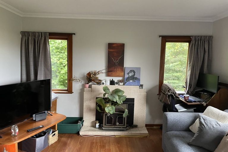 Photo of property in 31 Garden Road, Northland, Wellington, 6012