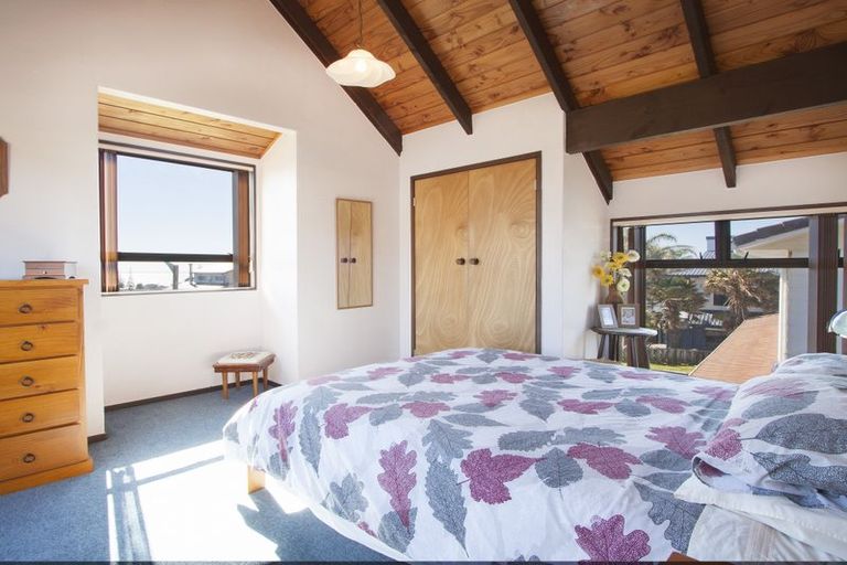 Photo of property in 15a Mayor View Terrace, Waihi Beach, 3611