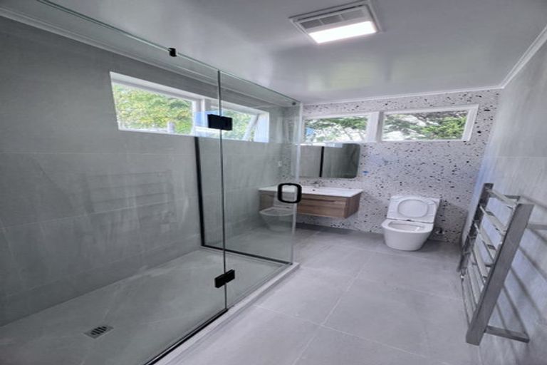 Photo of property in 8 Onepoto Road, Hauraki, Auckland, 0622