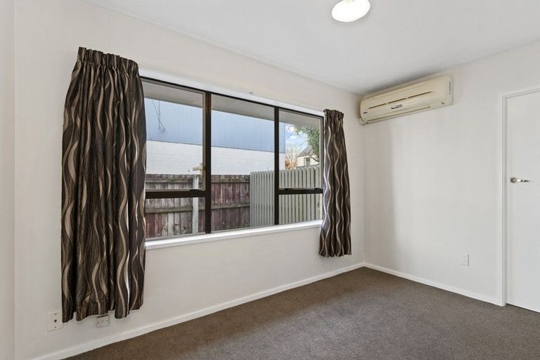 Photo of property in 2/373 Hereford Street, Linwood, Christchurch, 8011