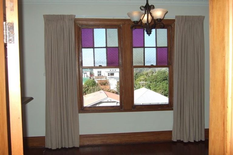 Photo of property in 80 Rolleston Street, Mount Cook, Wellington, 6021