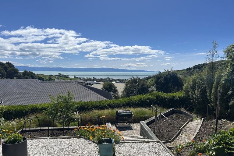 Photo of property in 1 Koura Road, Atawhai, Nelson, 7010