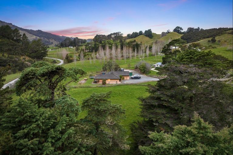 Photo of property in 1159 Ahuroa Road, Makarau, Warkworth, 0981
